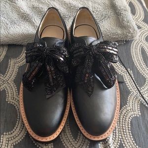 Zara Basic Collection Bow Oxford